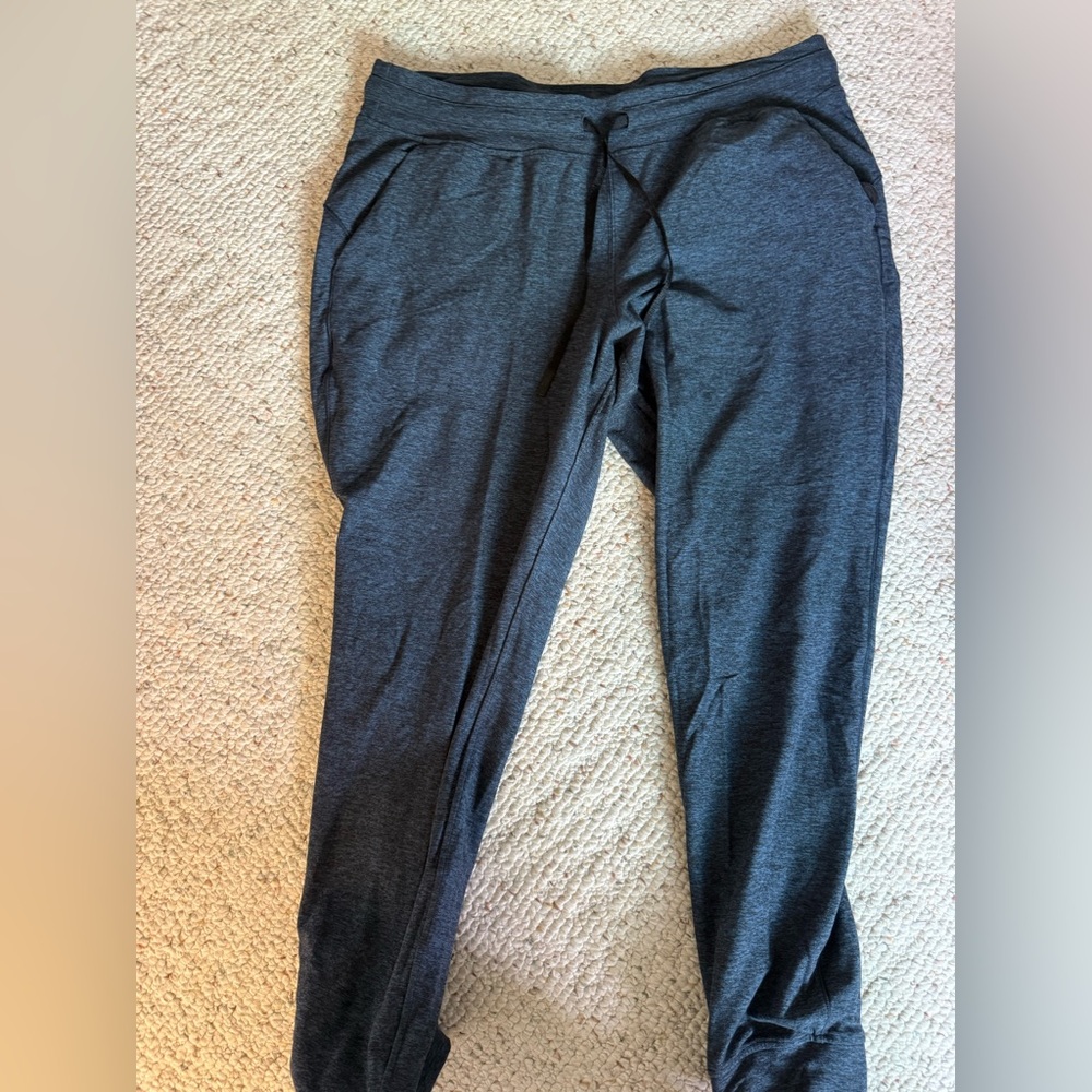 Women’s Plus Lululemon align joggers